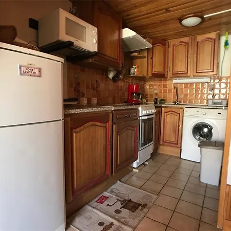 Avec Mezzanine Et 4 Pers A Port Leucate, Parking Inclus - Fr-1-81-138 Villa *